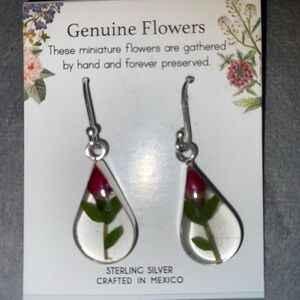 BNWT Shrieking Violet Real Rosebud in Resin Sterling Silver Teardrop Earrings
